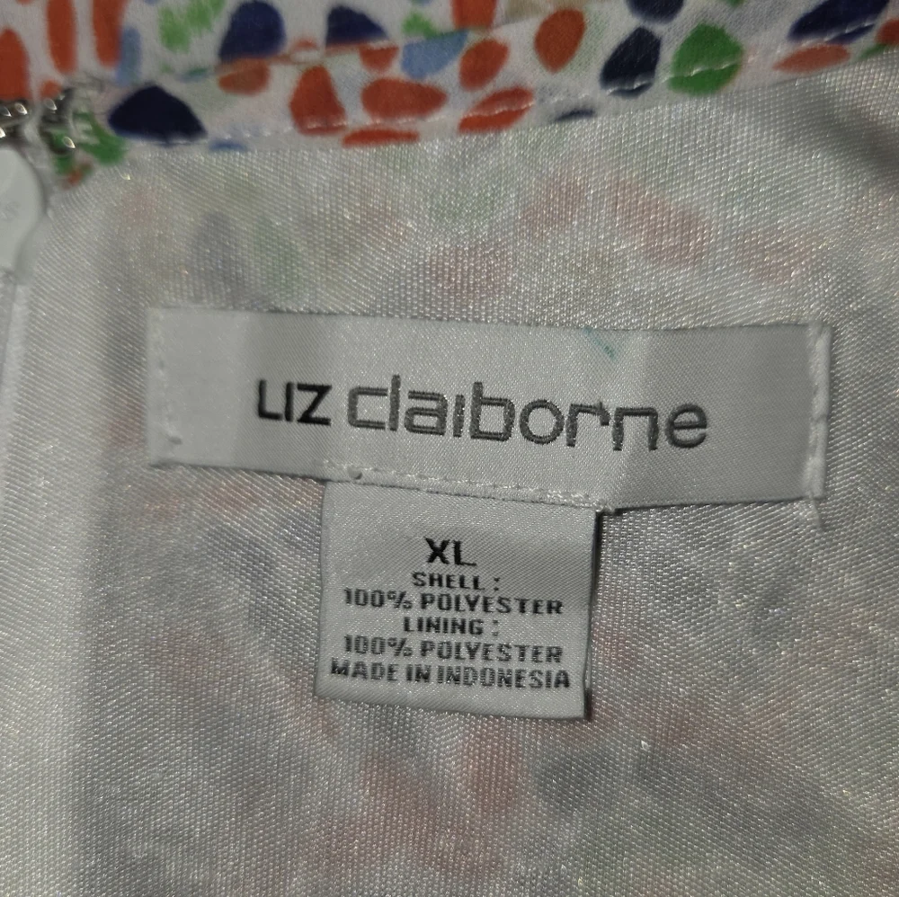 Liz Claiborne vibrant tank